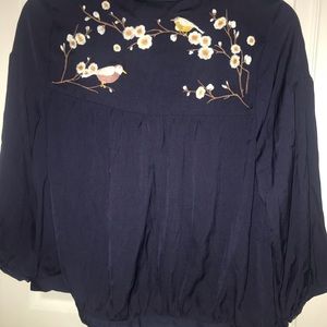 Lauren Conrad embroidered top, cape, jacket, cover. Size extra small/small